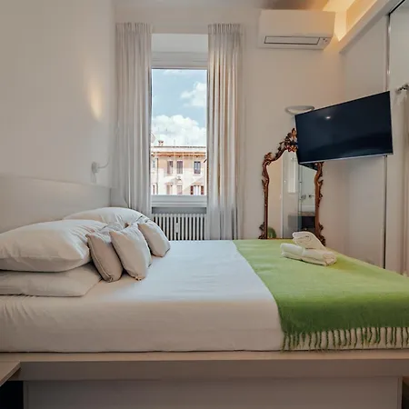 On The Tiber- Luxury House * Rome