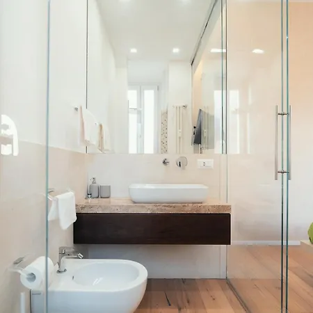 On The Tiber- Luxury House Appartement Rome